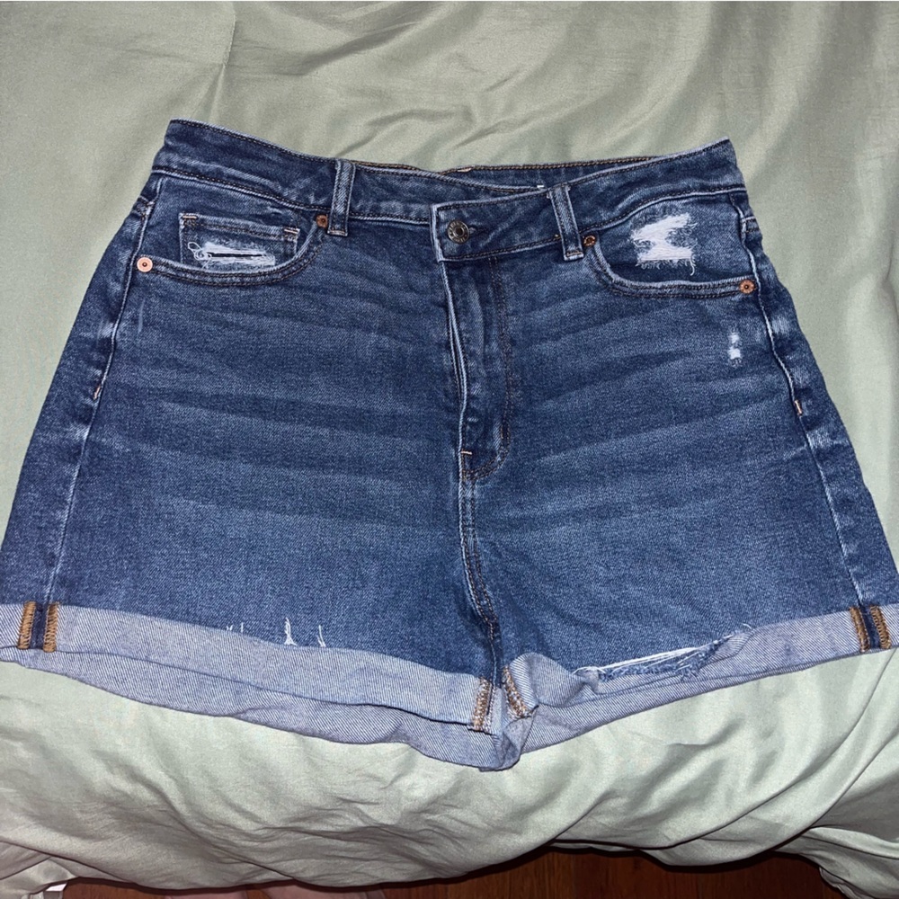 American Eagle Mom Jean Shorts